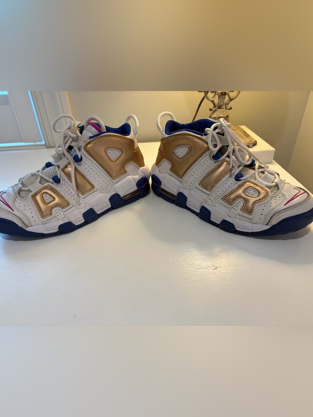 Nike Air More Uptempo Youth Size 5.5 Multicolor Athletic Shoe Sneaker 415082-106